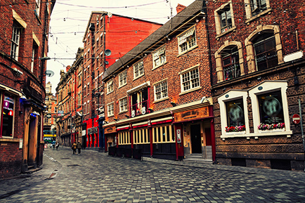 Les ruelles aux briques rouges de Liverpool