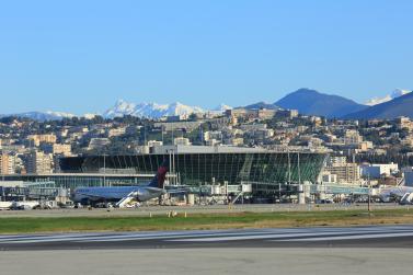 Terminal 2 vue exterieure